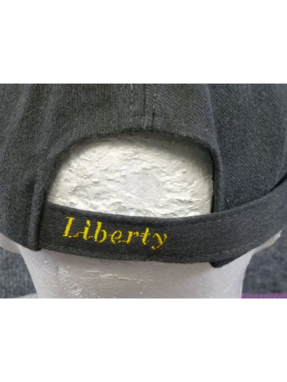 Statue Of Liberty Gray & Black Hat With Embroidered Globe Design Adjustable Stra